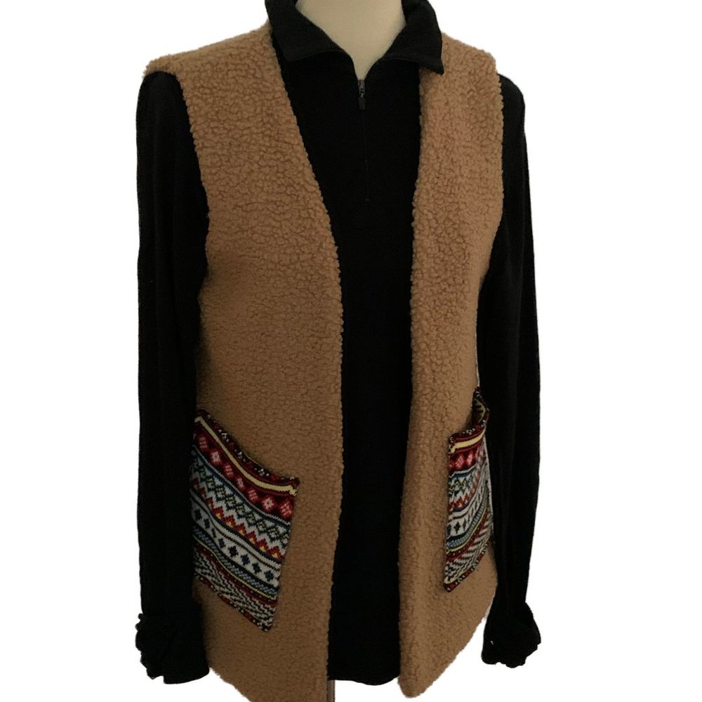 NWT - May & July Boho Fleece Vest w/Aztec Pockets